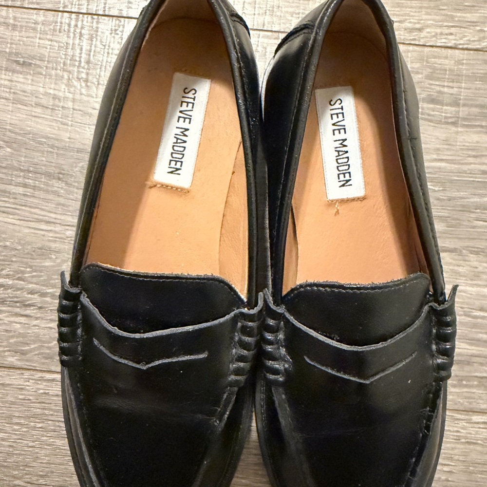 Steve Madden Black Leather Penny Loafers
